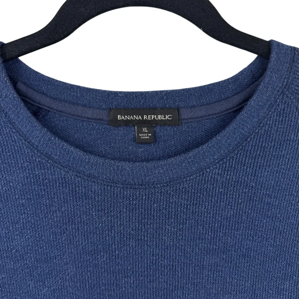 Banana Republic Sweater Men XL Navy Blue Waffle Knit Crewneck Raglan Comfortable